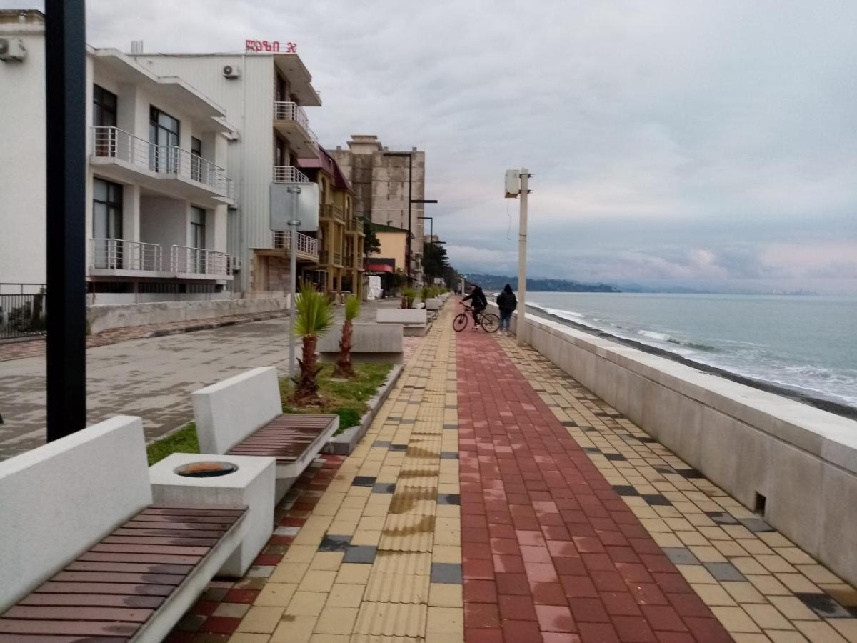 Guest House Agmashenebeli 229 Kobuleti Luaran gambar
